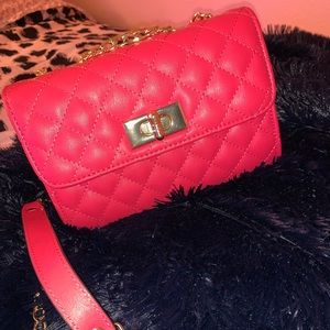 Beautiful pink purse *free gift included*